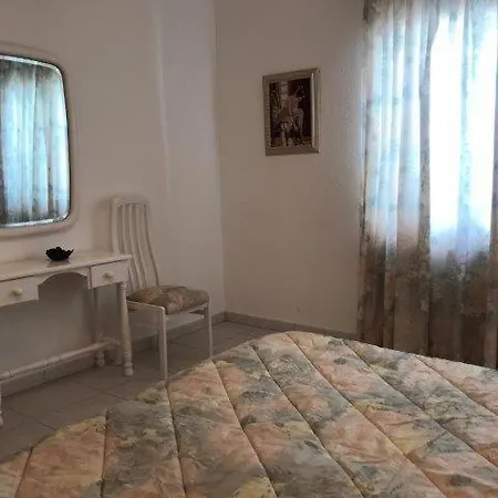 Casa Lilo - Villas With Pool בית נופש *