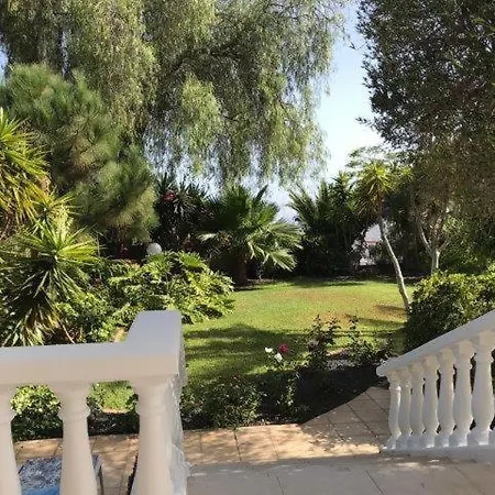 בית נופש Casa Lilo - Villas With Pool