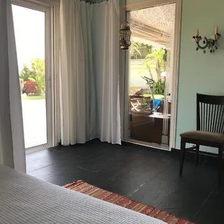 בית נופש Casa Lilo - Villas With Pool *