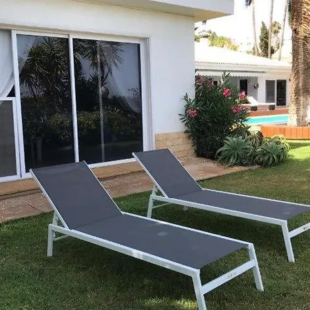 Casa Lilo - Villas With Pool بيت للعطل *